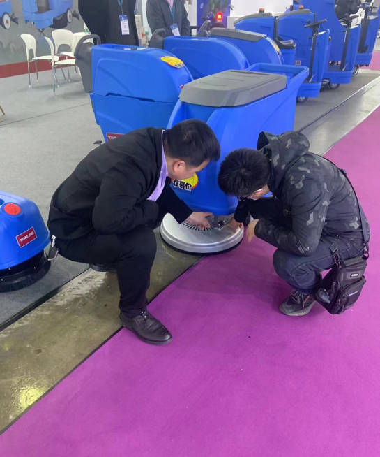 九江小型电动洗地机是否适合用于环卫保洁